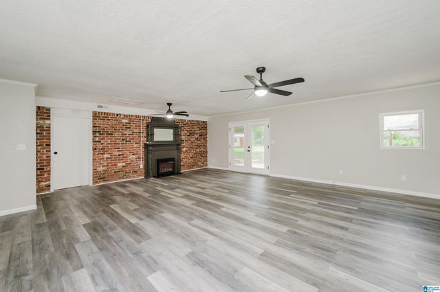 2105 MERRY DRIVE NE, Birmingham, AL 35215