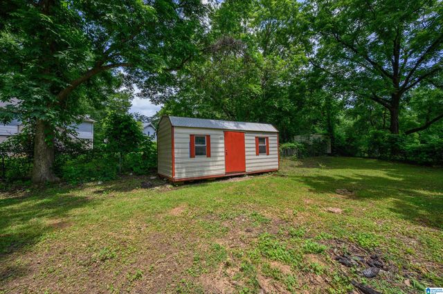 2105 MERRY DRIVE NE, Birmingham, AL 35215