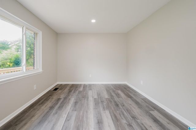 2105 MERRY DRIVE NE, Birmingham, AL 35215