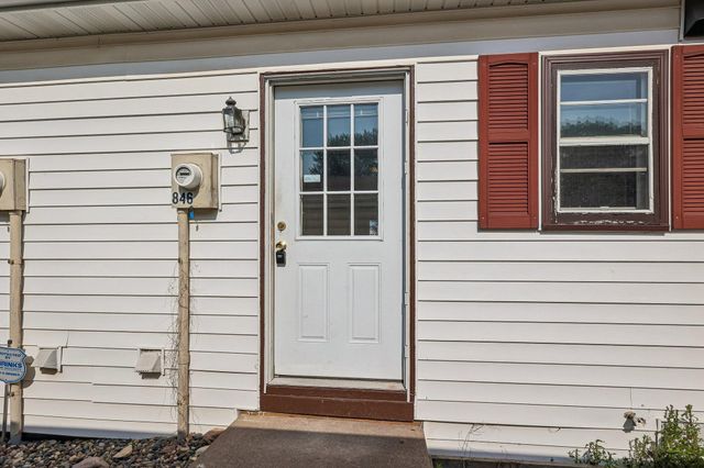 846 Woodgate Drive 213, Vadnais Heights, MN 55127