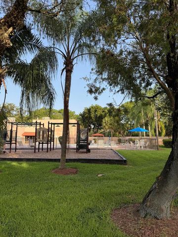1041 NW 124TH Avenue 1041, Pembroke Pines, FL 33026