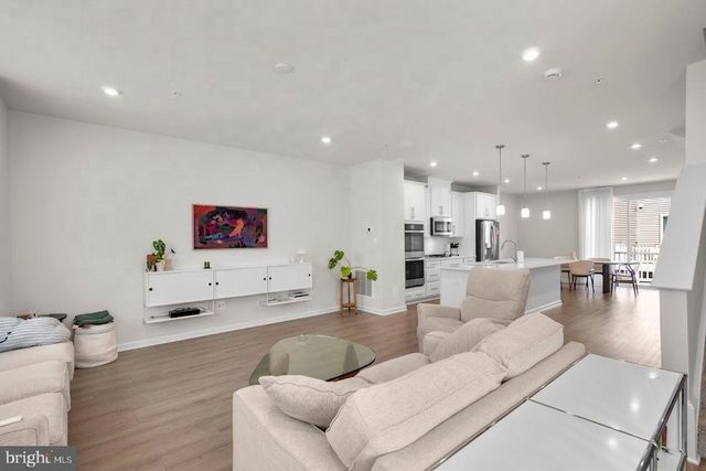 3564 STELLA BLUE DR, Hyattsville, MD 20782
