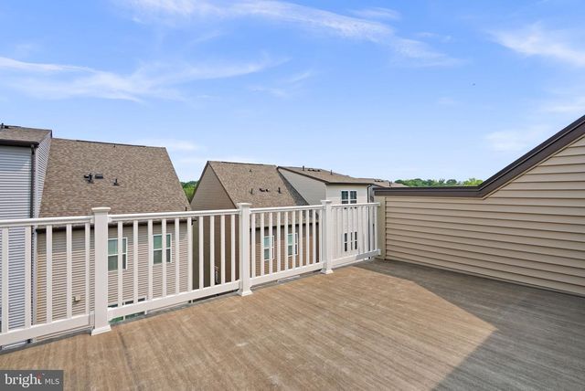 3564 STELLA BLUE DR, Hyattsville, MD 20782