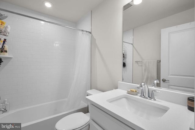 3564 STELLA BLUE DR, Hyattsville, MD 20782