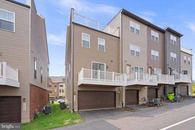 3564 STELLA BLUE DR, Hyattsville, MD 20782