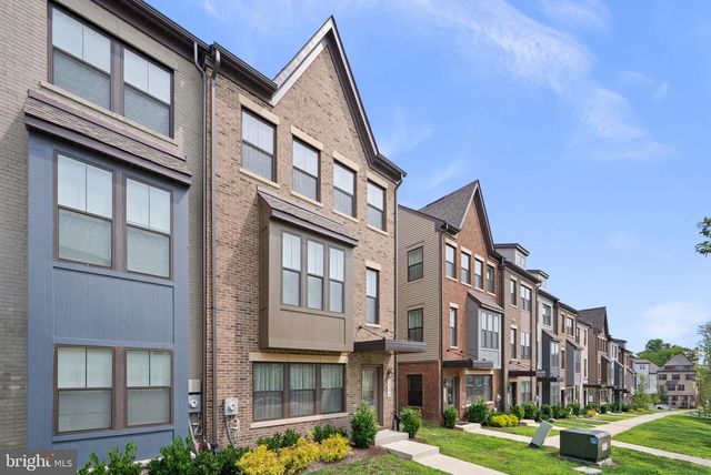 3564 STELLA BLUE DR, Hyattsville, MD 20782