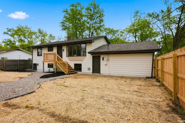 5709 Monarch Drive, Fort Wayne, IN 46815