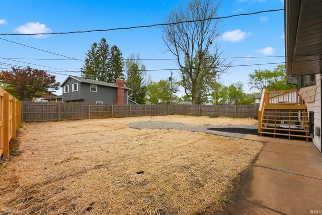 5709 Monarch Drive, Fort Wayne, IN 46815