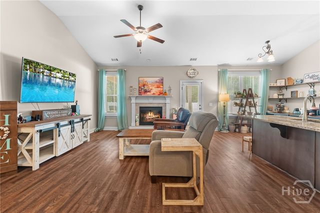 161 Laguna Way, Savannah, GA 31405