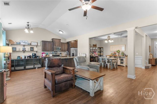 161 Laguna Way, Savannah, GA 31405