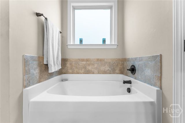 161 Laguna Way, Savannah, GA 31405