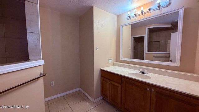 4870 ORTEGA HILLS Drive, Jacksonville, FL 32244