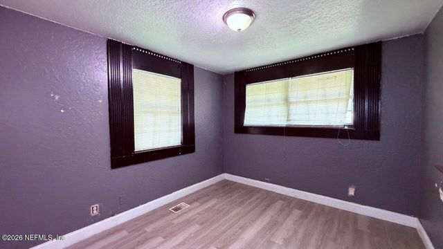 4870 ORTEGA HILLS Drive, Jacksonville, FL 32244