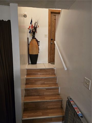 20 Pennsylvania Avenue, Providence, RI 02905