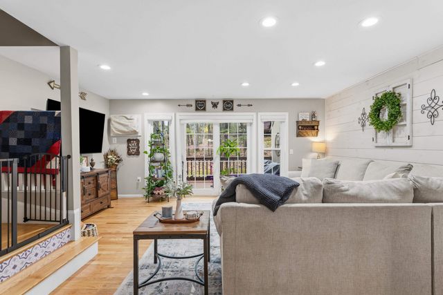 1465 Hooksett Rd Unit 267, Hooksett, NH 03106