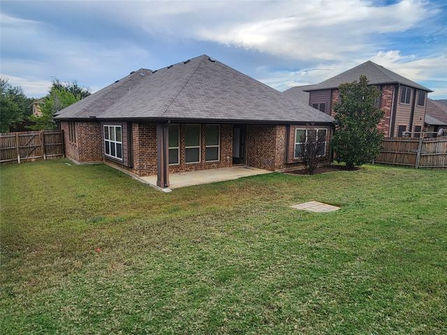 1108 Longhorn, Aubrey, TX 76227