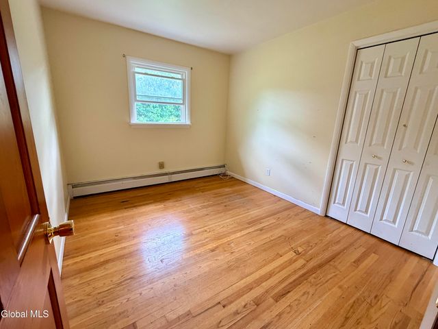 186 Middletown Road, Waterford, NY 12188