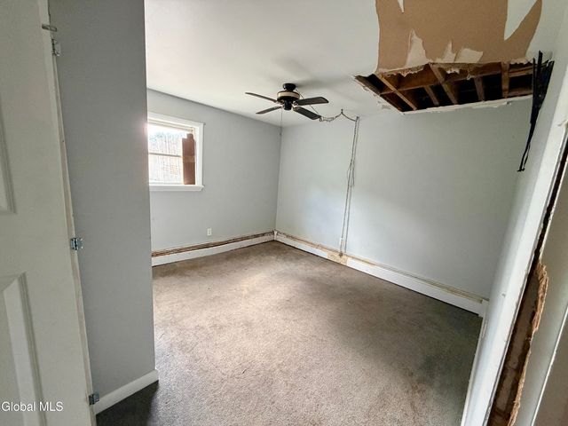186 Middletown Road, Waterford, NY 12188