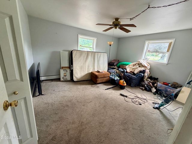 186 Middletown Road, Waterford, NY 12188