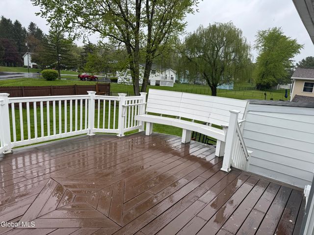 186 Middletown Road, Waterford, NY 12188