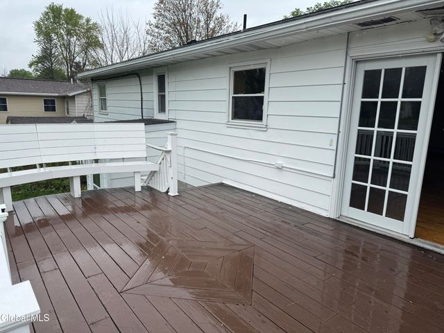186 Middletown Road, Waterford, NY 12188