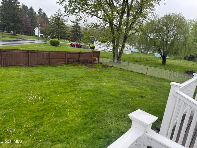 186 Middletown Road, Waterford, NY 12188