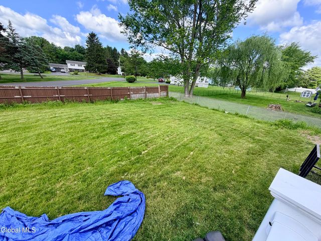 186 Middletown Road, Waterford, NY 12188