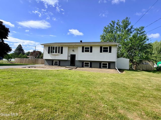 186 Middletown Road, Waterford, NY 12188
