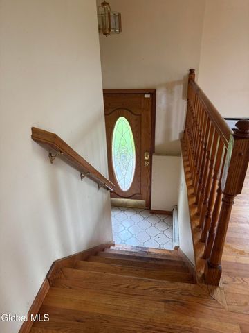 186 Middletown Road, Waterford, NY 12188