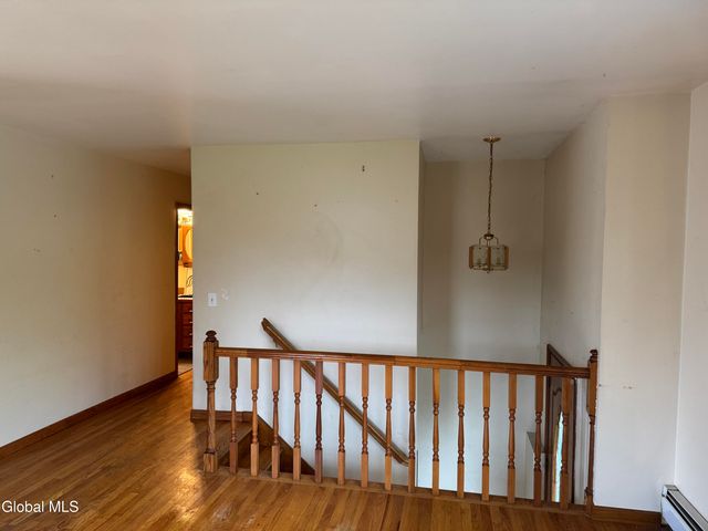 186 Middletown Road, Waterford, NY 12188