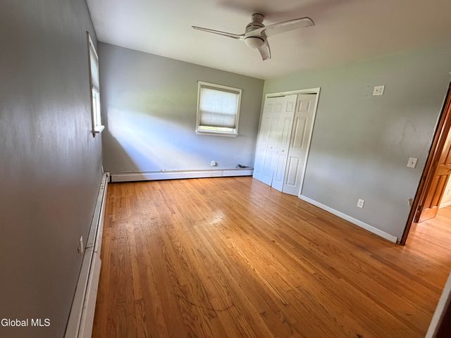 186 Middletown Road, Waterford, NY 12188