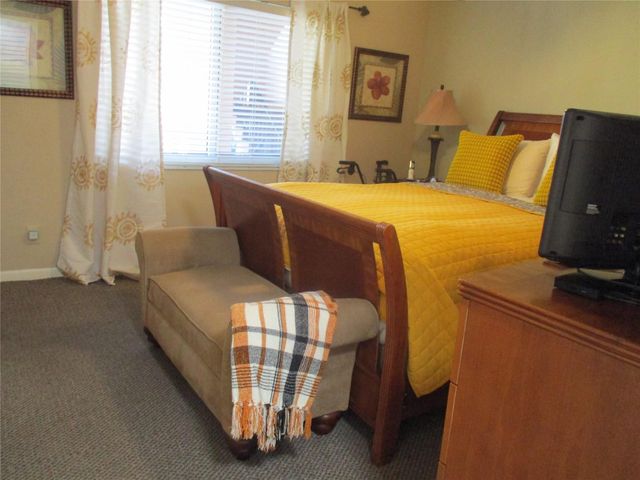 9541 Sunrise Lakes Boulevard 210, Sunrise, FL 33322