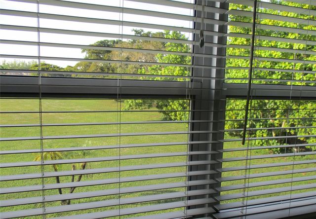 9541 Sunrise Lakes Boulevard 210, Sunrise, FL 33322