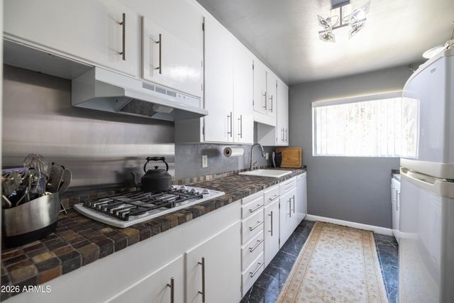 140 E Coronado Road 19, Phoenix, AZ 85004