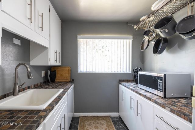 140 E Coronado Road 19, Phoenix, AZ 85004