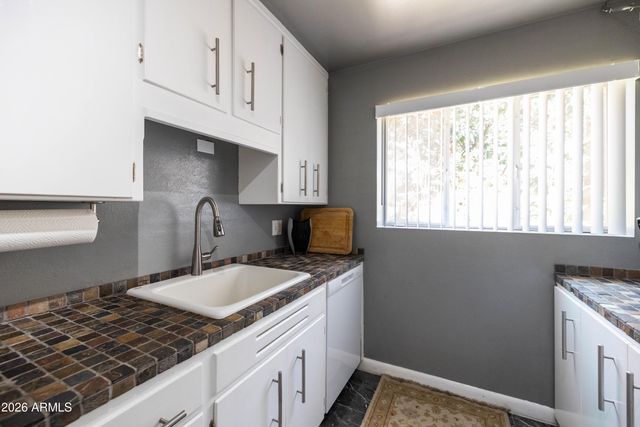 140 E Coronado Road 19, Phoenix, AZ 85004