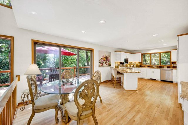1 White Oaks Lane, Madison, WI 53711