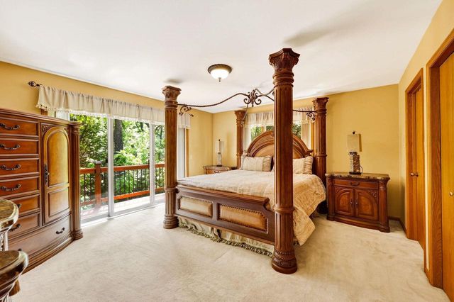 1 White Oaks Lane, Madison, WI 53711