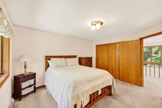 1 White Oaks Lane, Madison, WI 53711