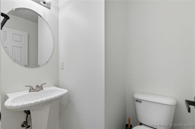 1001 Oakland Drive, New Albany, IN 47150