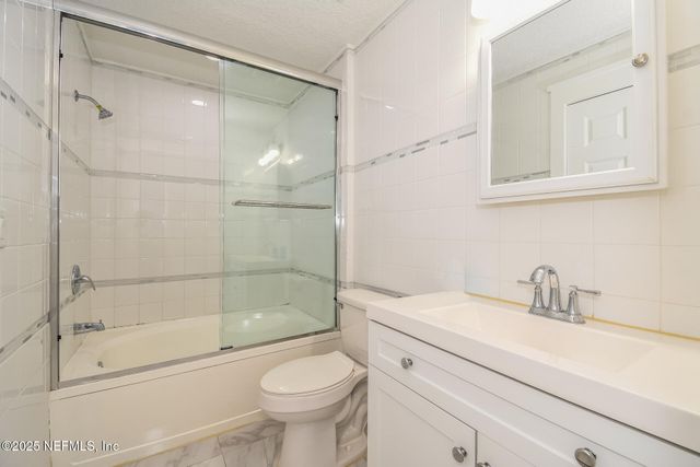 1809 PENZANCE Parkway, Middleburg, FL 32068