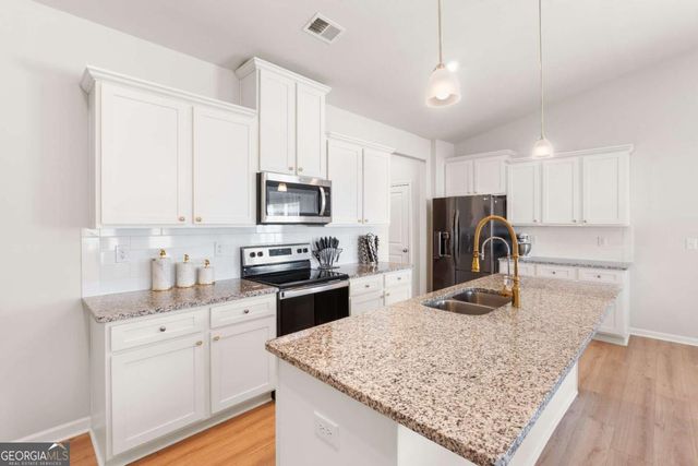 1074 Pine View Trail, Monroe, GA 30656