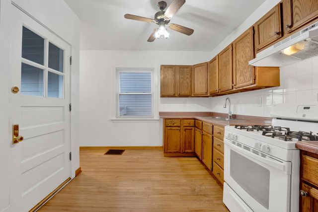 5037 W Winona Street, Chicago, IL 60630