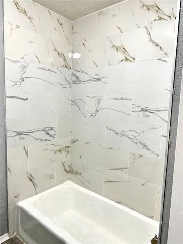 4515 Oxford Street 24, Houston, TX 77022