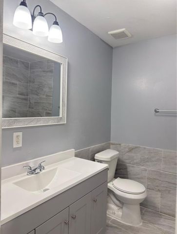 4515 Oxford Street 24, Houston, TX 77022