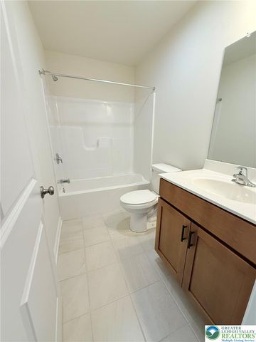 328 Abby Road, Macungie Boro, PA 18062