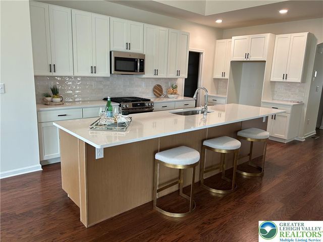 328 Abby Road, Macungie Boro, PA 18062
