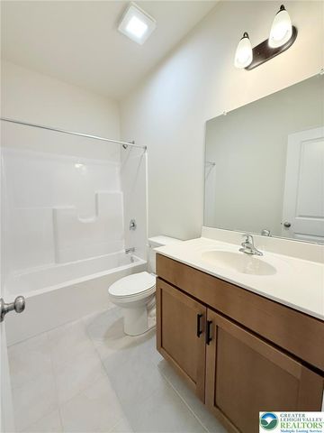 328 Abby Road, Macungie Boro, PA 18062