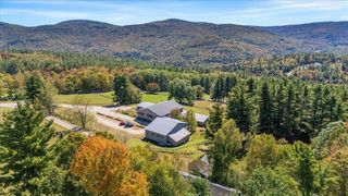 35 Fawn Ledge Lane, Jamaica, VT 05343