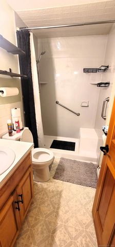 40 South Street APT 25, Bristol, CT 06010